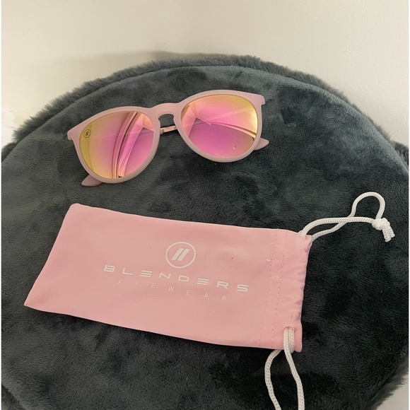 Blenders Accessories Blenders Guava Queen North Park Sunglasses